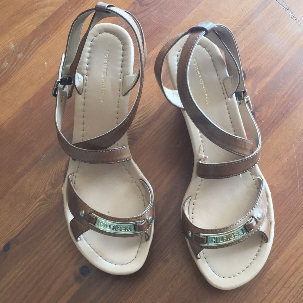 Tommy Hilfiger Wedge Sandals size 8.5